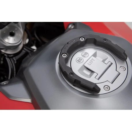 Anneau de reservoir SW MOTECH PRO. Modeles Aprilia. Reservoir avec 6 vis