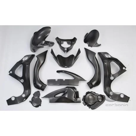 Carenage carbone piste SUZUKI GSXR600 GSXR750 2008-2010