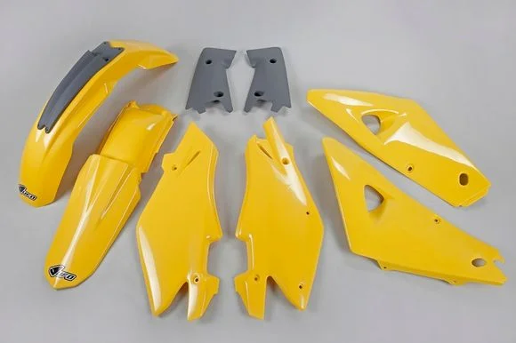 Kit plastiques Ufo couleur origine jaune/grisHUSQVARNA 125 CR 125 (2H00AA) – 2005Ref : UF00484A / 1087043001