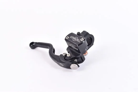 Maître cylindre de frein Beringer radial Aerotec® Ø17,5mm bocal integré – levier type 2 (14cm) Universel Ref : BGR00123A / 1125104001