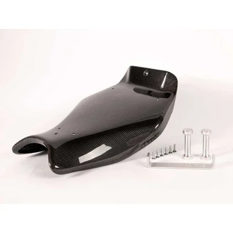 SUZUKI GSXR 1000 REAR MONO RACING PART AND CARBON SIDE TANK PANELS